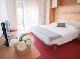 Villa Silvie Rose, hotel em Cesenatico