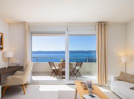 Villa Jolara With Heated Pool - Deluxe Apartment 8, hotel i Mimice