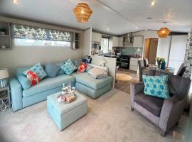 37 Sandringham Chase, Patrington Haven Leisure Park, hotel di Patrington