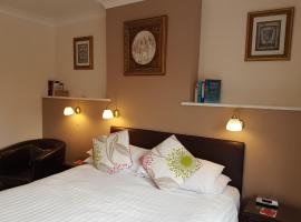 Penryn Guest House, ensuite rooms, free parking and free wifi, penzion v destinaci Stratford-upon-Avon