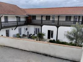 Chambre d'hôtes Le Paradis Caché, hotel i Maubourguet