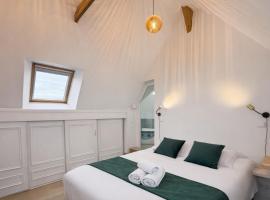 La Citadine - Suite Balnéo & Terrasse - Rennes, hotel a Saint-Jacques-de-la-Lande