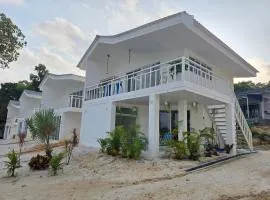 SAMSARA TRANQUILOWSKI HOUSE Sea View, Modern Minimalist and Fast WiFi