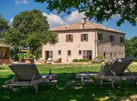 CASA EUGENIA 8, Emma Villas