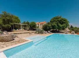 Sea View Villa with Tennis Court - Dvori sv Jurja