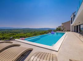 Villa ELEVATION, Hotel in Vrh