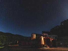 Earthboat Minakami Hodaigi, hotelli kohteessa Minakami