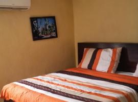 Leotra Hotel & Apartment, hotel em Benin City