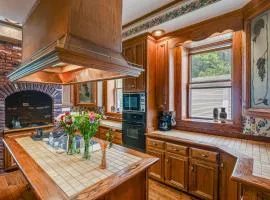 Walk to Lawrenceburg Square Home for Large Groups