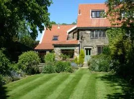 4 Bed in Whitby oc-g0042