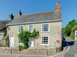 4 Bed in Godshill oc-ic034