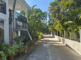 Marge's Vacation Rentals, hotel Fish River városában