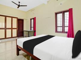 Hotel O Nakshathra Inn, hotel a Kazhakuttam