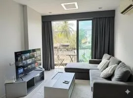Luxury 2 bed room 2 bathroom near QSNCC 400m MRT