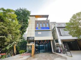 FabHotel Kavya Inn - Nr The Mall of Faridabad, hotell sihtkohas Faridabad