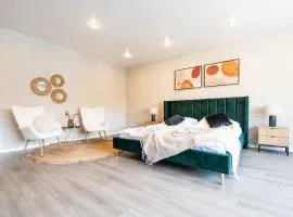 Design Apartment zentral für 6 in Andernach: Ausblick, WiFi, Küche