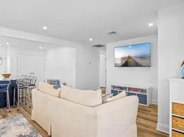 Newly Renovated 3br 2ba Rancher w Patio & Parking