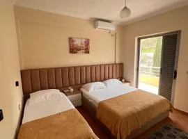 Kapo Apartments