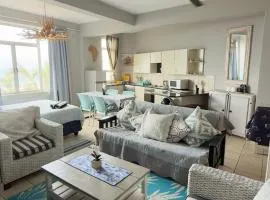 Beachfront stay - Ocean Views