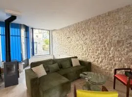 Maison climatisée avec terrasse et ascenseur
