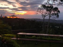 Giri Garden Sunset Glamping, hotel v destinaci Gitgit