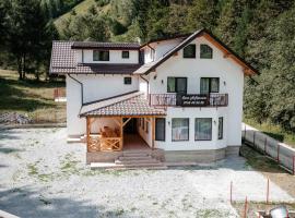 Armonia -Rucar – hotel w mieście Podu Dîmboviţei