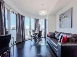 Lovely 2Br Condo with Fabulous View in Downtown Toronto