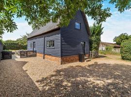 4 Bed in Butley oc-t7463, Hotel in Butley