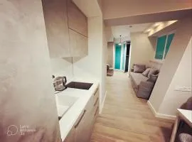 GQ Deluxe Apartments On First Line