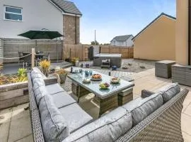 4 Bed in Westward Ho oc-c32044