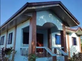 Halinas 100 Island Transient House