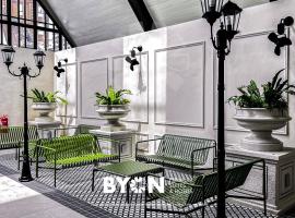 Paxtonz Premium Suites Petaling Jaya by BYON, hotel di Petaling Jaya