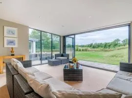 4 Bed in Catsash oc-u32332
