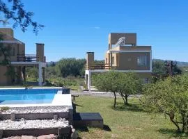 Cuatro Elementos Housing