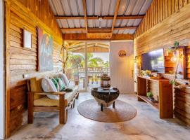 valley view, Damajagua, Playateco, Jacuzzi, camp, hotel en El Puerto