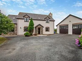 4 Bed in St. Florence oc-r29795