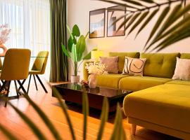 Sky Terrace - Luxury 2BR in Aviatiei, hotel i Bukarest
