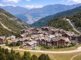 阿克1950村皮埃爾優品假日酒店，阿克 1950的飯店