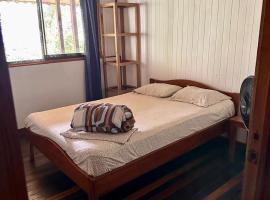 Spanish by the River - Turrialba, hotel i Turrialba
