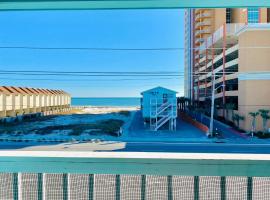 Viesnīca Lani Kai Village 211 by ALBVR - Beautifully Remodeled Condo with Indirect Gulf views from Balcony! pilsētā Galfšorsa