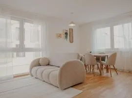 Modern apartment including rooftop terrace