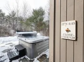 Modern Mountain Retreat w/ Private Hot Tub
