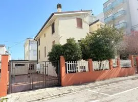 SE237- Senigallia, comodo trilocale vicinissimo dal mare