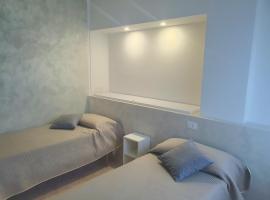 Hotel Ristorante SUPERSONIK, hotel in Acri