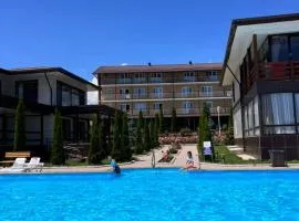Simiram hotel &resort