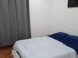 Hostal la mansión be House