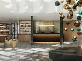 Ômage Hotel, Montreal Laval, a Tribute Portfolio Hotel