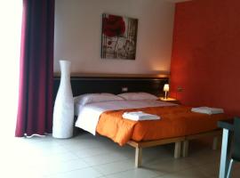 BE HOME FIERA Milano Rho, מלון בפרו