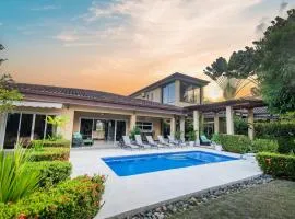 Villa Del Sol by Vacation Pura Vida