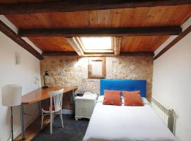 El rincón de Atenea Tu casa cerca de Guadalajara, Hotel in Aldeanueva de Guadalajara